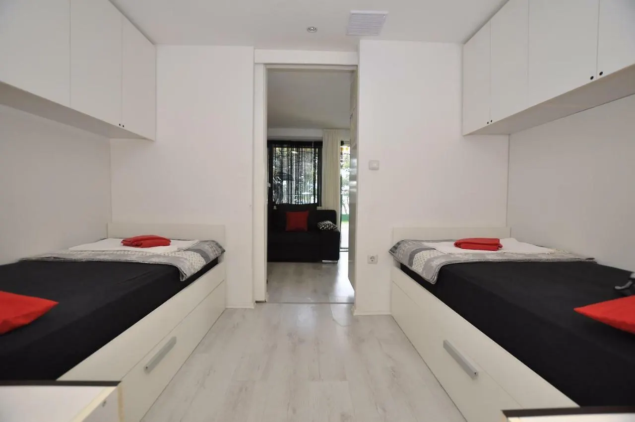 Apartment Toya Slatine