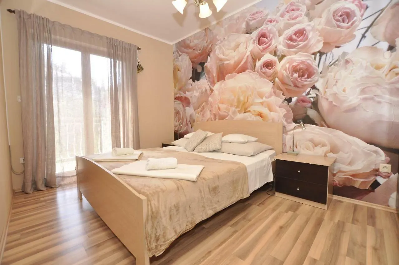 Apartment Toya Slatine