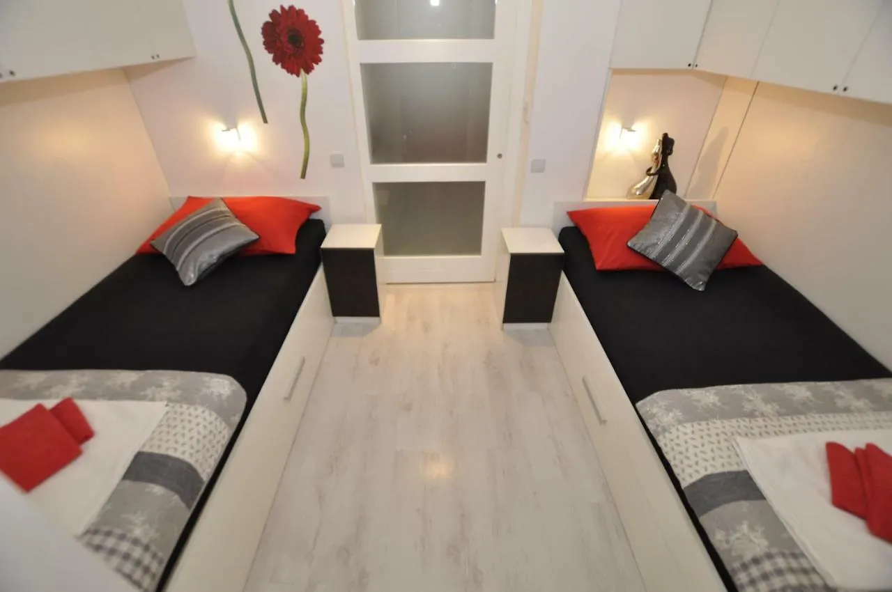 Apartment Toya Slatine